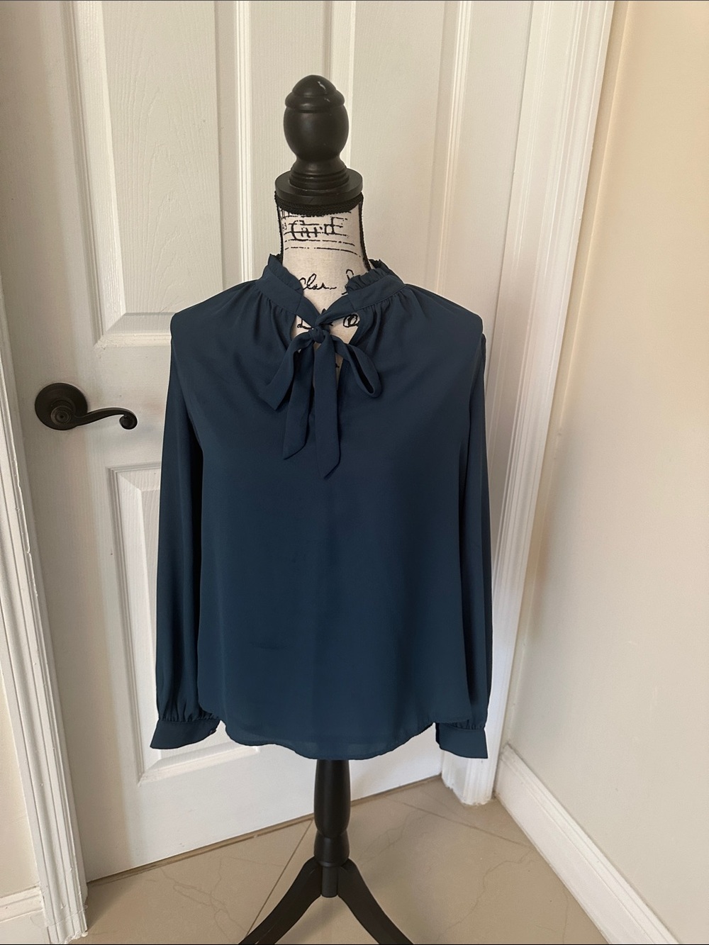 Timing Teal Tie-Neck Long Sleeve Blouse